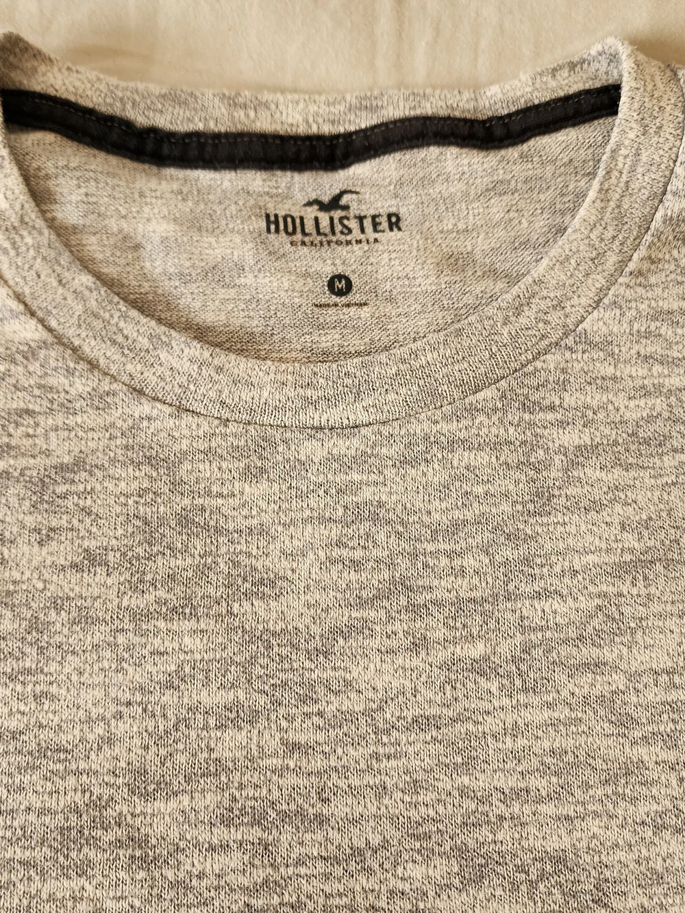 Hollister Men's Gradient Crewneck Sweater - Light Gray to Dark Gray